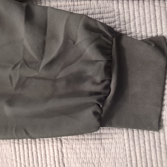 Calvin Klein blouse - Picture 9 of 11